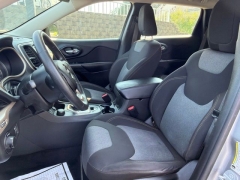 Used 2015  Jeep Cherokee 4d SUV 4WD Sport at Clutts Auto Sales near Hazard&comma; KY
