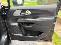 Used 2023  Chrysler Pacifica Touring FWD at Clutts Auto Sales near Hazard&comma; KY