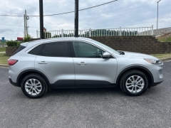 Used 2020 Ford Escape 4d SUV AWD SE at Clutts Auto Sales near Hazard, KY