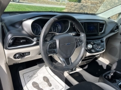 Used 2020  Chrysler Pacifica 4d Wagon Touring at Clutts Auto Sales near Hazard, KY