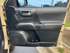 Used 2018  Toyota Tacoma 4WD Access Cab TRD Off-Road at Clutts Auto Sales near Hazard&comma; KY