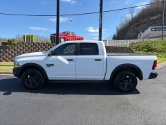 Used 2022  Ram 1500 Classic 4WD Warlock Crew Cab 5'7" Box at Clutts Auto Sales near Hazard&comma; KY