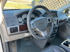 Used 2010  Chrysler Town & Country 4d Wagon Touring at Clutts Auto Sales near Hazard&comma; KY