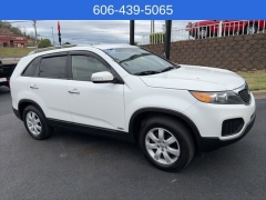 Used 2013  Kia Sorento 4d SUV AWD LX V6 at Clutts Auto Sales near Hazard&comma; KY