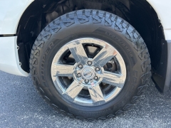 Used 2021 Nissan Titan 4x4 Crew Cab S at Clutts Auto Sales near Hazard, KY