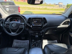 Used 2019  Jeep Cherokee 4d SUV 4WD Limited 2&period;0L Turbo at Clutts Auto Sales near Hazard&comma; KY