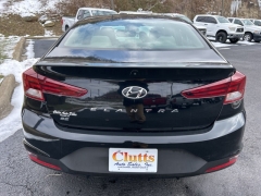 Used 2019  Hyundai Elantra 4d Sedan SE Auto at Clutts Auto Sales near Hazard&comma; KY