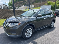 Used 2017 Nissan Rogue 4d SUV AWD SV at Clutts Auto Sales near Hazard, KY