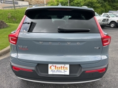 Used 2022 Volvo XC40 T5 AWD Momentum at Clutts Auto Sales near Hazard, KY