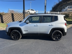 Used 2018  Jeep Renegade 4d SUV 4WD Latitude Altitude at Clutts Auto Sales near Hazard&comma; KY