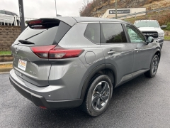 Used 2024  Nissan Rogue AWD SV at Clutts Auto Sales near Hazard, KY