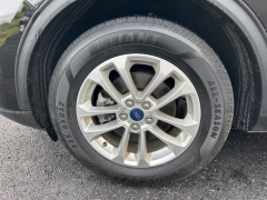 Used 2021 Ford Escape SE AWD at Clutts Auto Sales near Hazard, KY