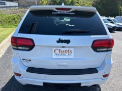 Used 2019 Jeep Grand Cherokee 4d SUV 4WD Laredo Altitude at Clutts Auto Sales near Hazard, KY