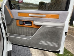 Used 1993  Chevrolet C1500 Pickup 2WD Reg Cab Silverado at Clutts Auto Sales near Hazard&comma; KY