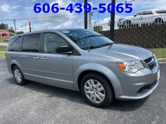 Used 2017 Dodge Grand Caravan 4d Wagon SE at Clutts Auto Sales near Hazard, KY