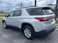Used 2021 Chevrolet Traverse AWD 4dr LT Cloth w/1LT at Clutts Auto Sales near Hazard, KY