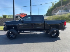 Used 2017  Chevrolet Silverado 1500 4WD Crew Cab LTZ at Clutts Auto Sales near Hazard&comma; KY