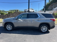 Used 2018 Chevrolet Traverse 4d SUV AWD LT Cloth w/1LT at Clutts Auto Sales near Hazard, KY
