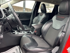 Used 2017  Jeep Cherokee 4d SUV 4WD Trailhawk V6 at Clutts Auto Sales near Hazard&comma; KY