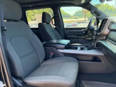 Used 2019  Ram 1500 4WD Crew Cab Big Horn&sol;Lone Star at Clutts Auto Sales near Hazard&comma; KY