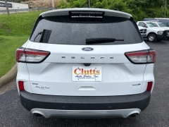 Used 2020 Ford Escape 4d SUV AWD SE at Clutts Auto Sales near Hazard, KY