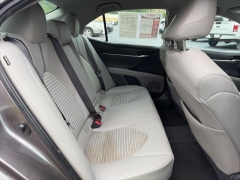 Used 2021  Toyota Camry SE Auto at Clutts Auto Sales near Hazard&comma; KY