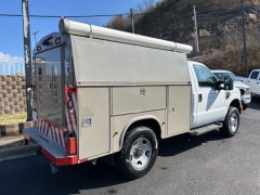 Used 2008  Ford Super Duty F-350 4WD Reg Cab XL SRW at Clutts Auto Sales near Hazard&comma; KY