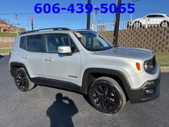 Used 2018  Jeep Renegade 4d SUV 4WD Latitude Altitude at Clutts Auto Sales near Hazard&comma; KY