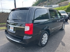 Used 2015 Chrysler Town & Country 4d Wagon Touring at Clutts Auto Sales near Hazard, KY