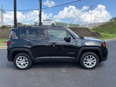 Used 2022  Jeep Renegade Latitude 4x4 at Clutts Auto Sales near Hazard&comma; KY