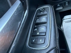 Used 2020  Ram 1500 4WD Quad Cab Laramie at Clutts Auto Sales near Hazard&comma; KY