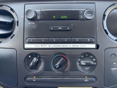 Used 2008  Ford Super Duty F-350 4WD Reg Cab XL SRW at Clutts Auto Sales near Hazard&comma; KY