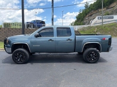 Used 2011  GMC Sierra 1500 4WD Crew Cab SLE at Clutts Auto Sales near Hazard&comma; KY