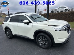 Used 2022  Nissan Pathfinder SV 4WD at Clutts Auto Sales near Hazard&comma; KY