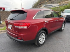 Used 2017  Kia Sorento 4d SUV FWD LX at Clutts Auto Sales near Hazard&comma; KY