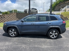 Used 2020 Jeep Cherokee 4d SUV 4WD Latitude North 3.2L at Clutts Auto Sales near Hazard, KY