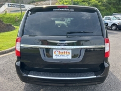 Used 2015 Chrysler Town & Country 4d Wagon Touring at Clutts Auto Sales near Hazard, KY