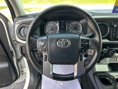Used 2019 Toyota Tacoma 4WD Access Cab SR5 V6 at Clutts Auto Sales near Hazard, KY