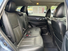 Used 2014  Nissan Rogue 4d SUV AWD SL at Clutts Auto Sales near Hazard&comma; KY