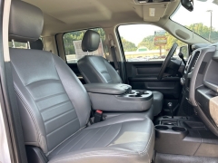Used 2018 Ram 2500 4WD Crew Cab Tradesman Longbed at Clutts Auto Sales near Hazard, KY