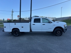 Used 2022 Ram 3500 Cab-Chassis 4WD Tradesman Crew Cab 60" CA 172.4" WB at Clutts Auto Sales near Hazard, KY