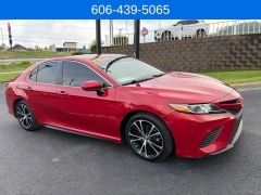 Used 2019  Toyota Camry 4d Sedan SE at Clutts Auto Sales near Hazard&comma; KY