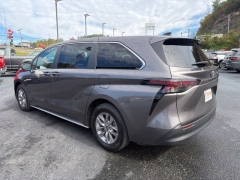 Used 2023  Toyota Sienna LE FWD 8-Passenger at Clutts Auto Sales near Hazard&comma; KY
