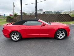 Used 2019  Chevrolet Camaro 2d Convertible 1LT V6 at Clutts Auto Sales near Hazard&comma; KY