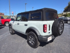 Used 2022  Ford Bronco Base 4 Door 4x4 at Clutts Auto Sales near Hazard&comma; KY