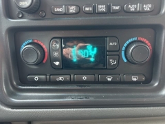 Used 2004  GMC Yukon 4d SUV 4WD SLE at Clutts Auto Sales near Hazard&comma; KY