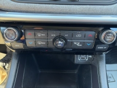 Used 2022  Jeep Compass Latitude 4x4 at Clutts Auto Sales near Hazard&comma; KY