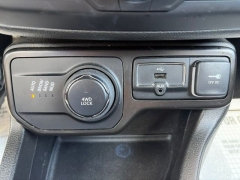 Used 2022  Jeep Renegade Latitude 4x4 at Clutts Auto Sales near Hazard&comma; KY