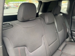 Used 2019  Jeep Renegade 4d SUV 4WD Trailhawk at Clutts Auto Sales near Hazard&comma; KY