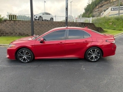 Used 2019  Toyota Camry 4d Sedan SE at Clutts Auto Sales near Hazard&comma; KY